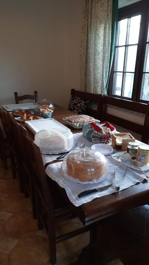 Sa Stiddiosa Guesthouse Gadoni Eksteriør bilde