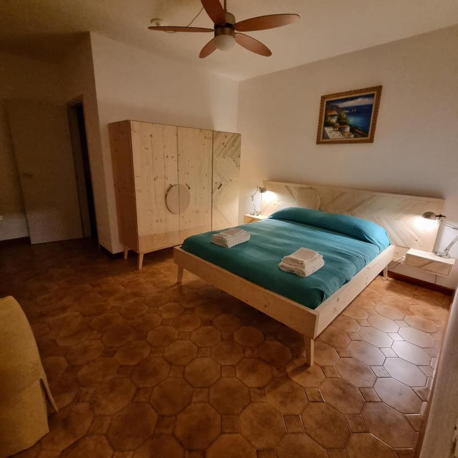 Sa Stiddiosa Guesthouse Gadoni Eksteriør bilde