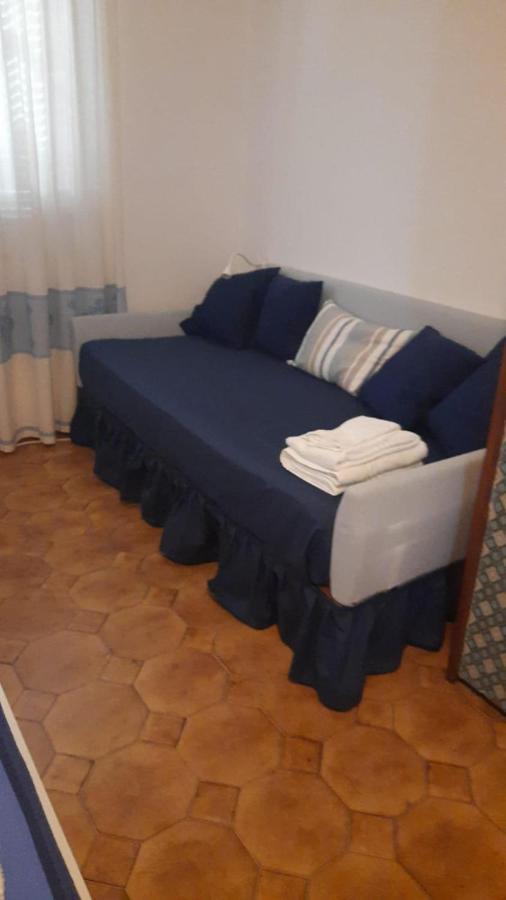 Sa Stiddiosa Guesthouse Gadoni Eksteriør bilde